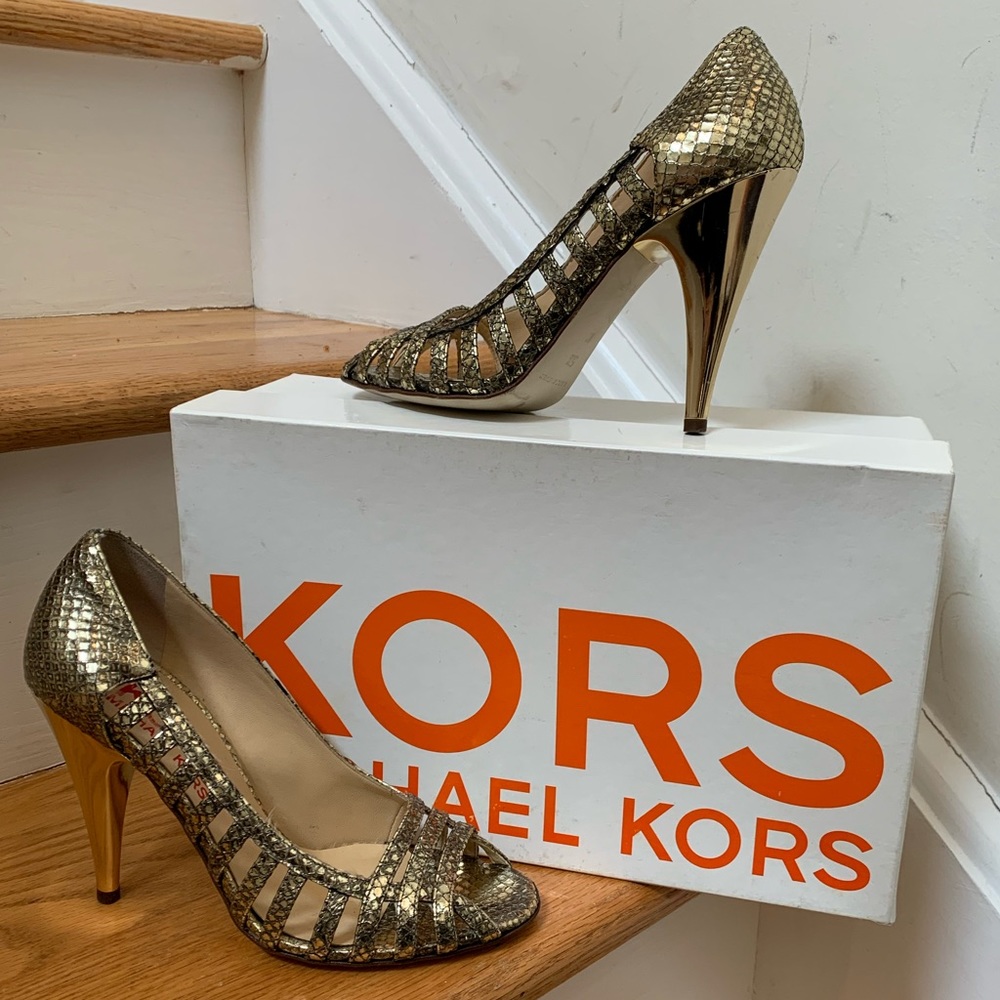 KORS Michael Kors Paris Gold/Metallic Heels